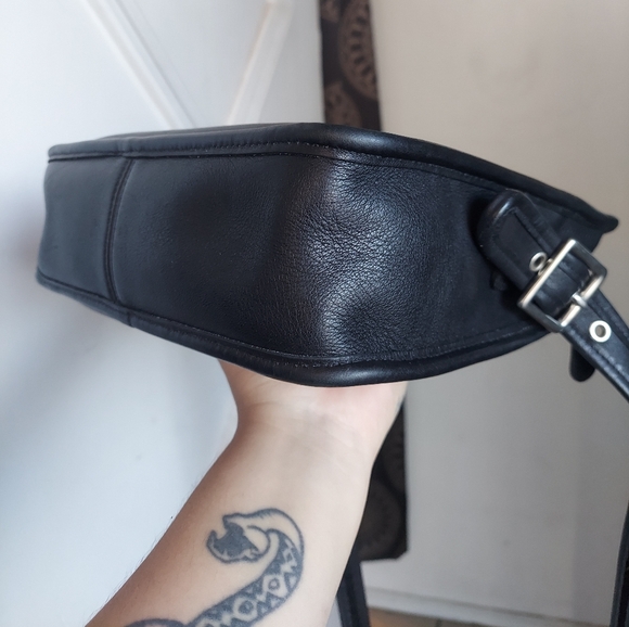 Vintage Coach Black Legacy North South Compartment Bag 9168😍🖤 - Picture 8 of 16